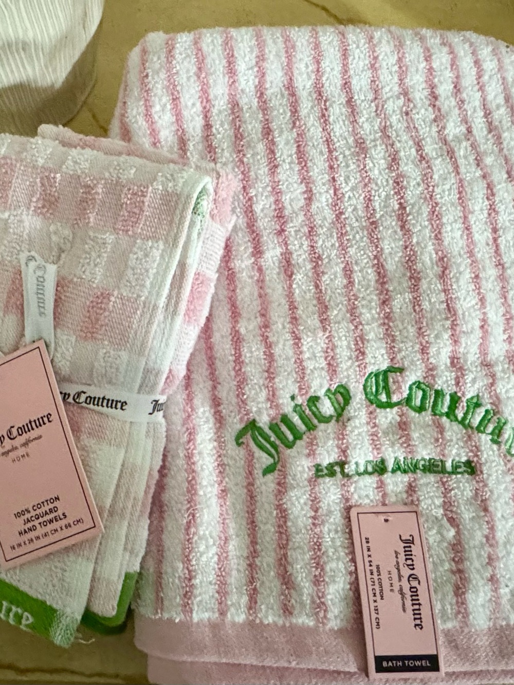 Juicy Couture Pink & Green Striped Towel Set NEW - Picture 7 of 8
